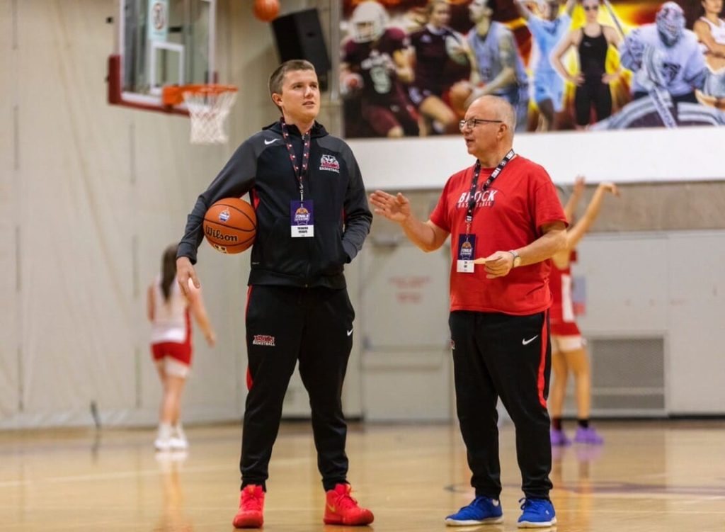 During the 2017-18 season the men’s team made it to the U SPORTS National Championships for the first time in 10 years. What was it like to be apart of the Badgers organization at that time?