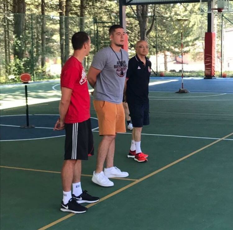 How do you feel that your Bachelor of Psychology helps you succeed in the basketball industry?