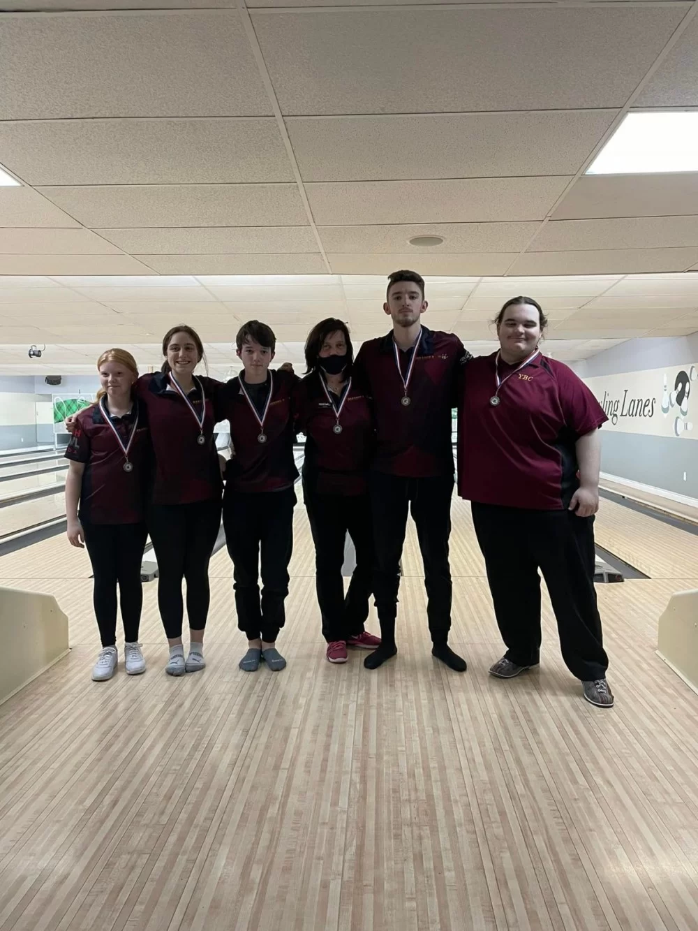 Metro 4, the mixed first-place team featured in the NL5PBA photo gallery.