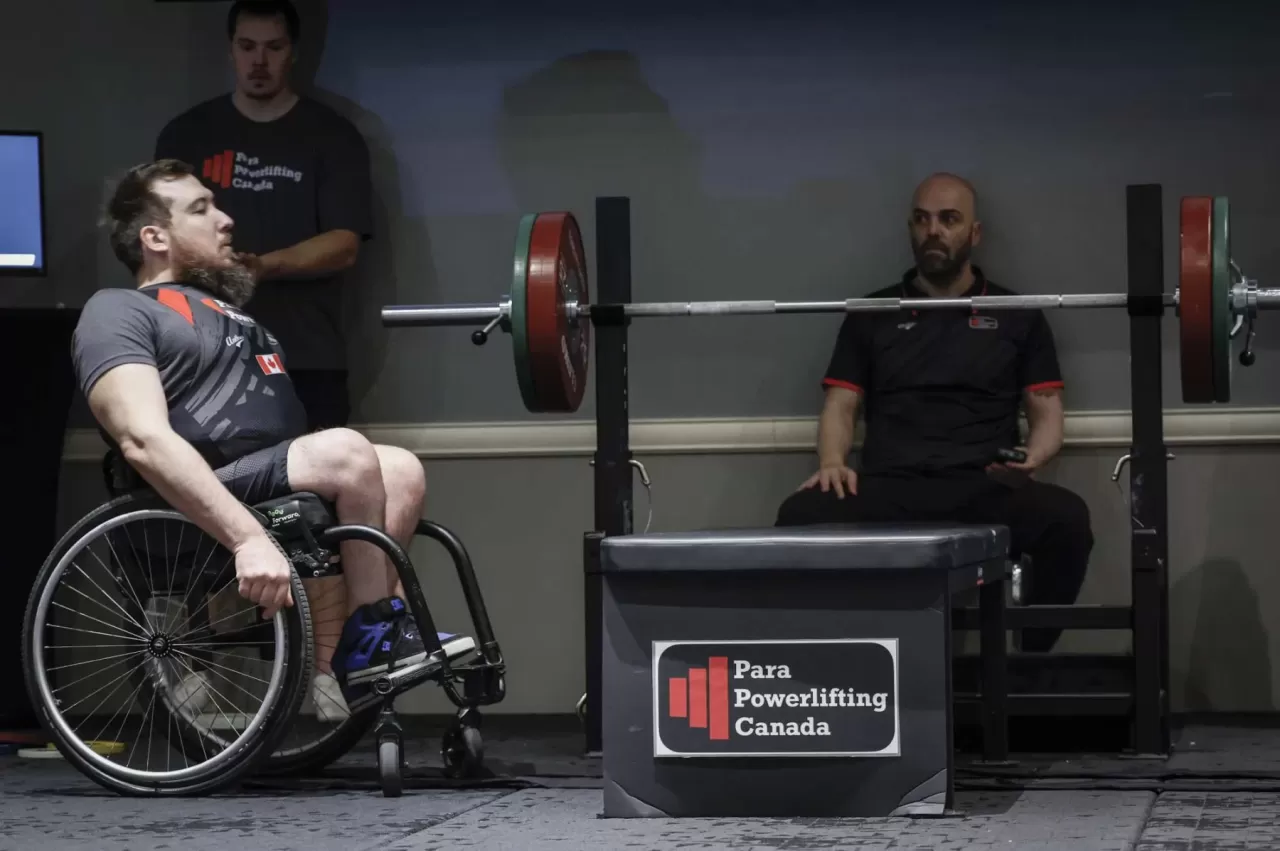 Para powerlifting preparation featured by Canada Powerlifting.